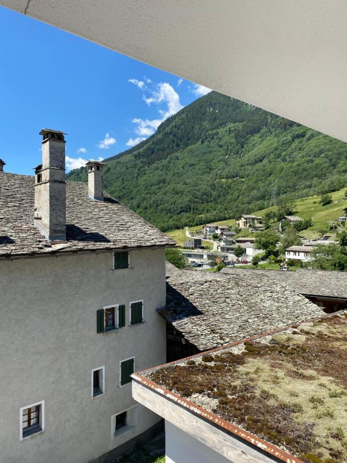 Hotel Corona Vicosoprano Bagian luar foto